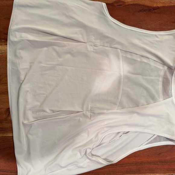 Lululemon Sculpt Cropped Tank - Picture 3 of 5